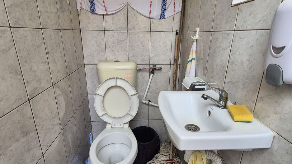 Vila 4 camere + teren 818 mp central Provita de Sus (lângă școală) - Poză 19