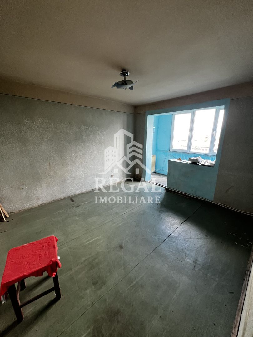 Apartament 2 camere, decomandat – Micro 7, str. Eliberării - Poză 1