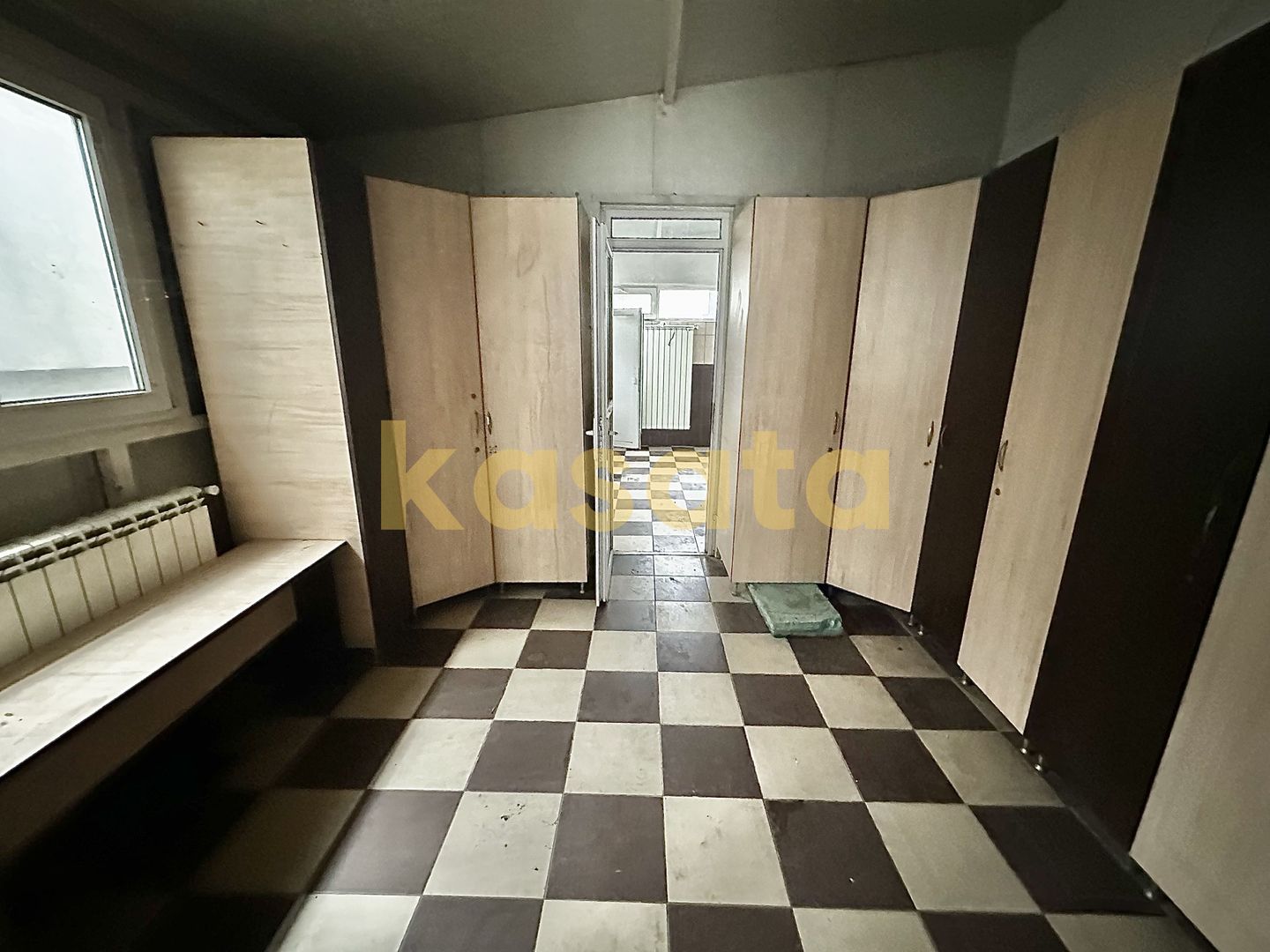 Hală producție | Subsol + Parter + Etaj | Corp anexă | Parcare curte - Poză 39