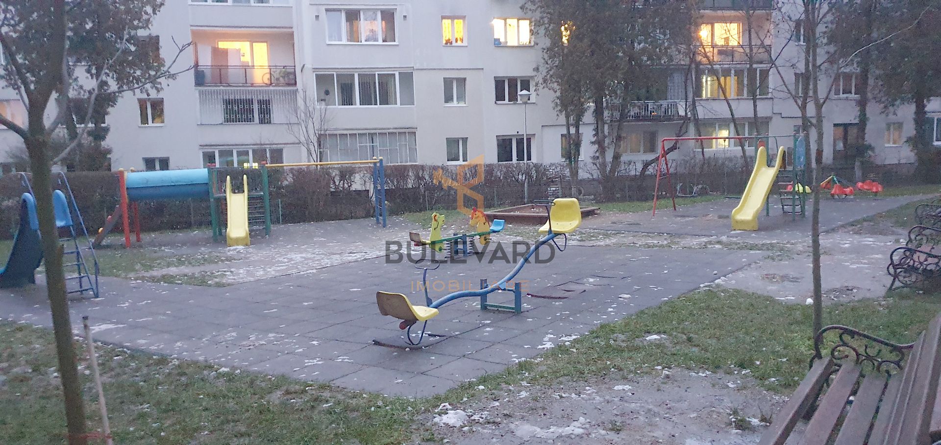 Apartament cu 4 camere, zona Winmarkt! - Poză 8