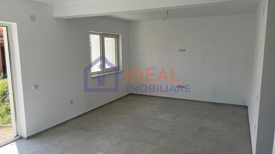 Duplex LA CHEIE cu 4 camere in Selimbar, zona Triajului - Poză 4