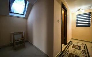 Casă individuală 4 camere 2 garaje 150 mp + anexa și gradina - Poză 26
