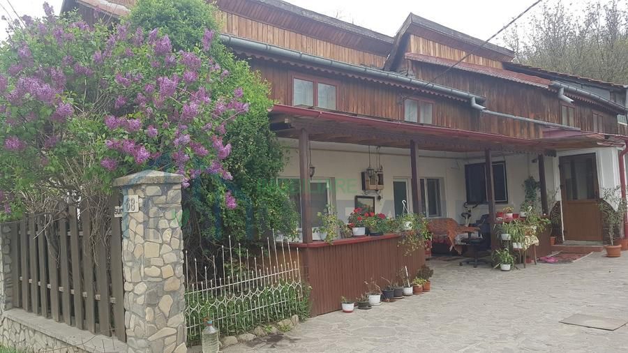 Casă cu teren pe Bulevardul C.A. Rosetti, Iași – 1.575 mp - Poză 2