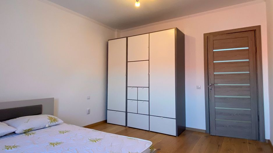 Apartament de lux cu 4 camere la mansardă - Poză 7