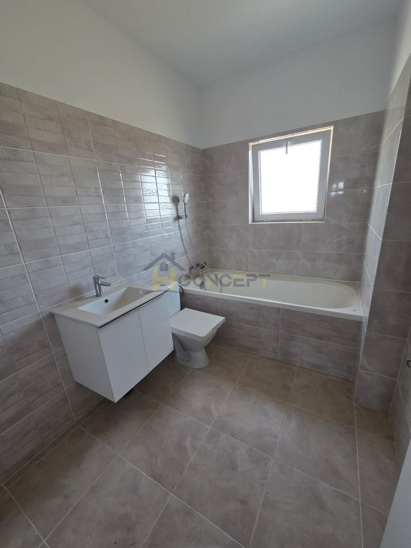 Vila spatioasa 4 camere Str Sperantei Mutare imediata - Poză 8