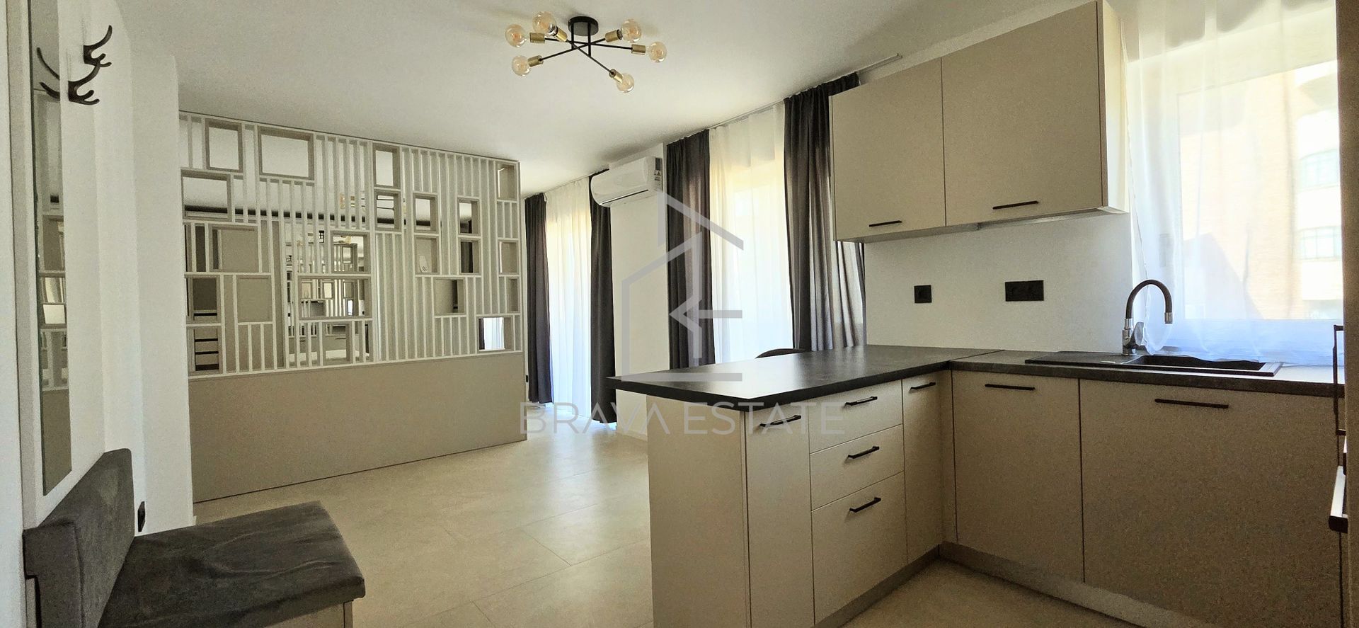 Apartament tip studio, 42mp, balcon, parcare, zona FSEGA - Poză 7
