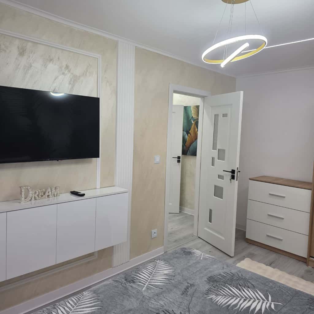 Sagului-Dambovita | 3 Camere | Decomandat | Amenajat Modern | Etaj Intermediar. - Poză 5