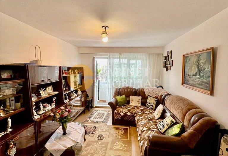 Nicolina 1 Apartament 2 Camere Decomandat  Etaj Intermediar - Poză 2