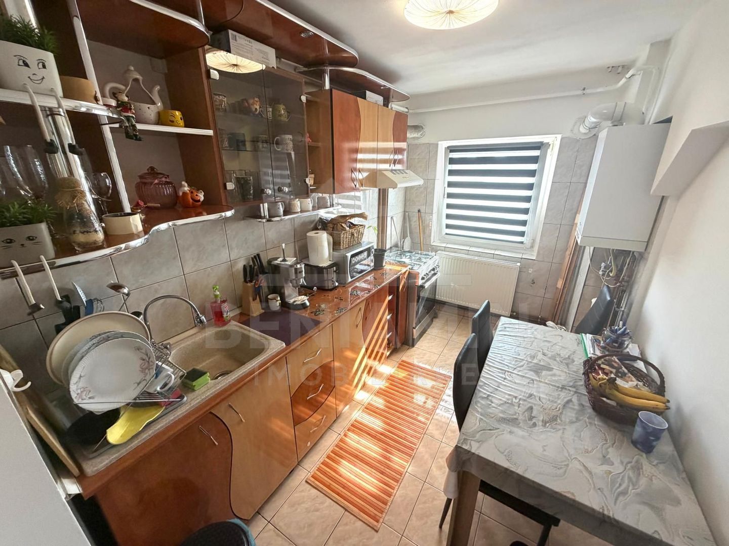 Apartament 2 camere decomandat 1 Mai Parcul Romanescu etaj 3 56mp - Poză 2