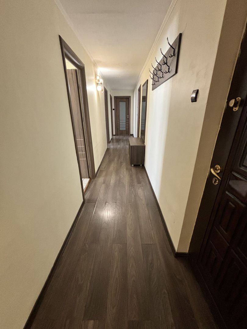 Apartament 3 camere decomandat 76 m² cu 2 băi - Poză 3