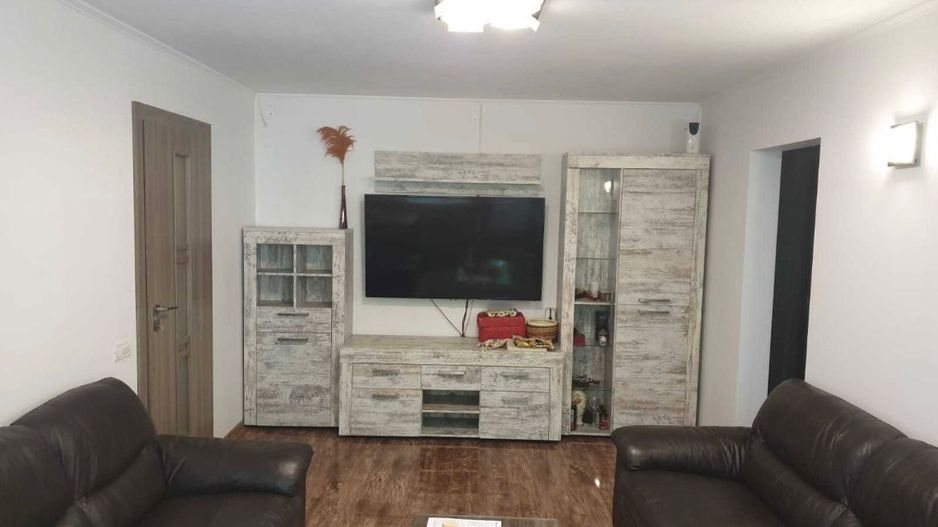 AP. 2 CAMERE DRUMUL TABEREI, BUCATARIE INCHISA, CURAT, METROU 1 MINUT - Poză 1