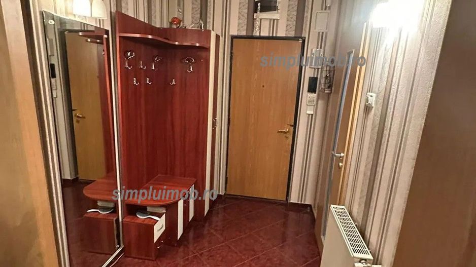Decomandat 4 Camere Sector 3 Etaj Intermediar - Poză 14