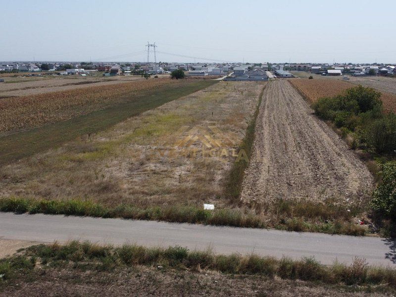 Teren intravilan in RATE la intrare in comuna Berceni - Poză 2