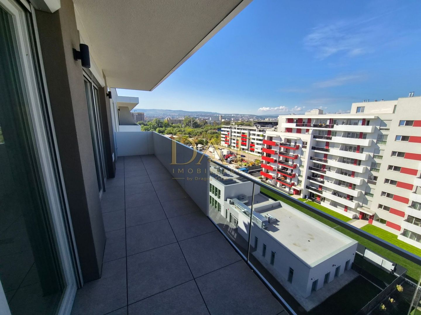 Apartament 4 camere| 2 terase | 99mp |  bloc premium | Marasti - Poză 1