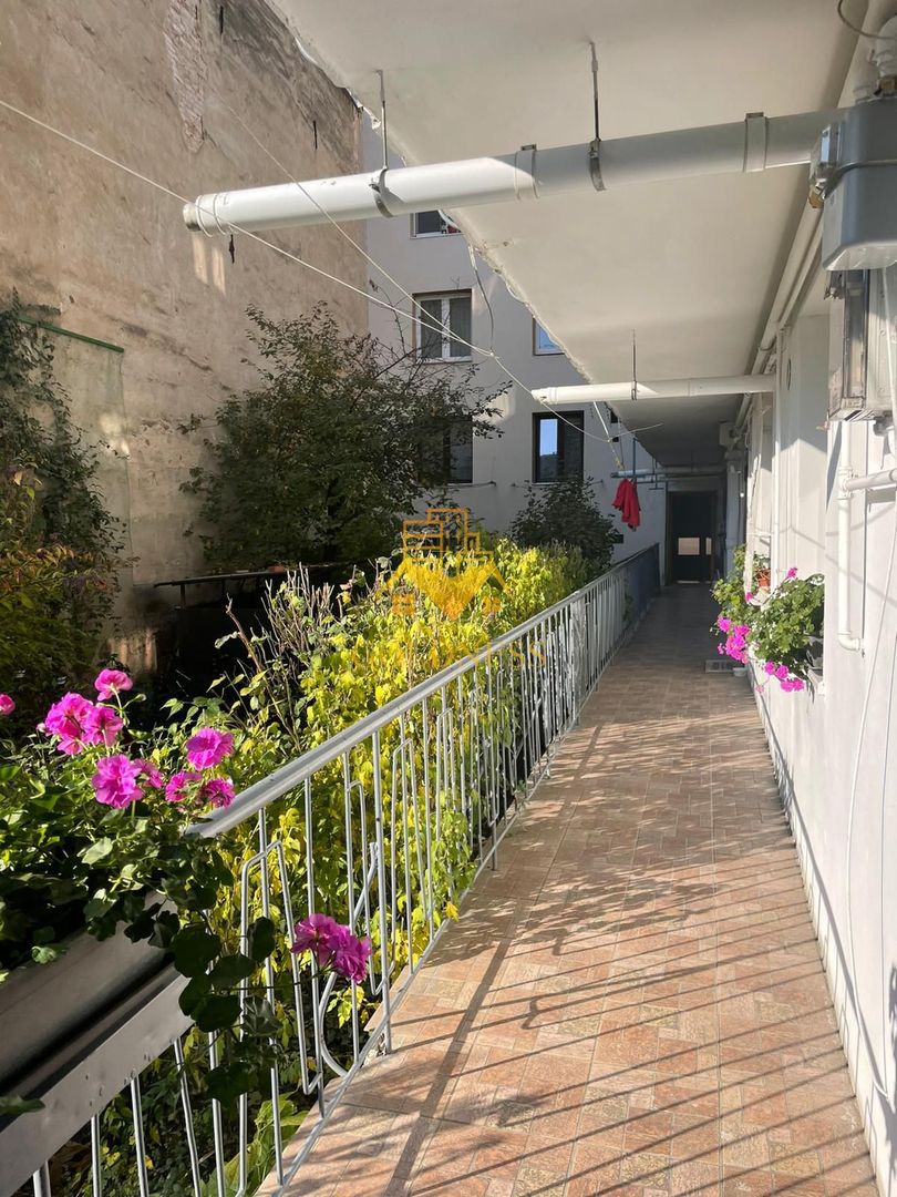 2 camere, decomandate, Ultracentral, I.C Bratianu Zona Blvd. Eroilor - Poză 13