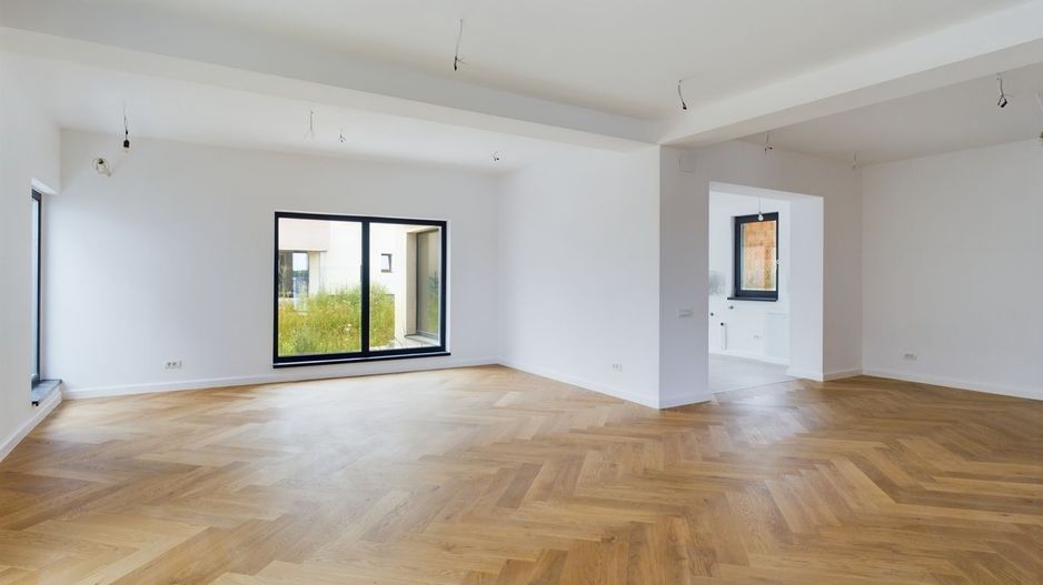 Complex Rezidențial de Lux pe Malul Bălții Corbeanca - 32 de Case - Poză 3