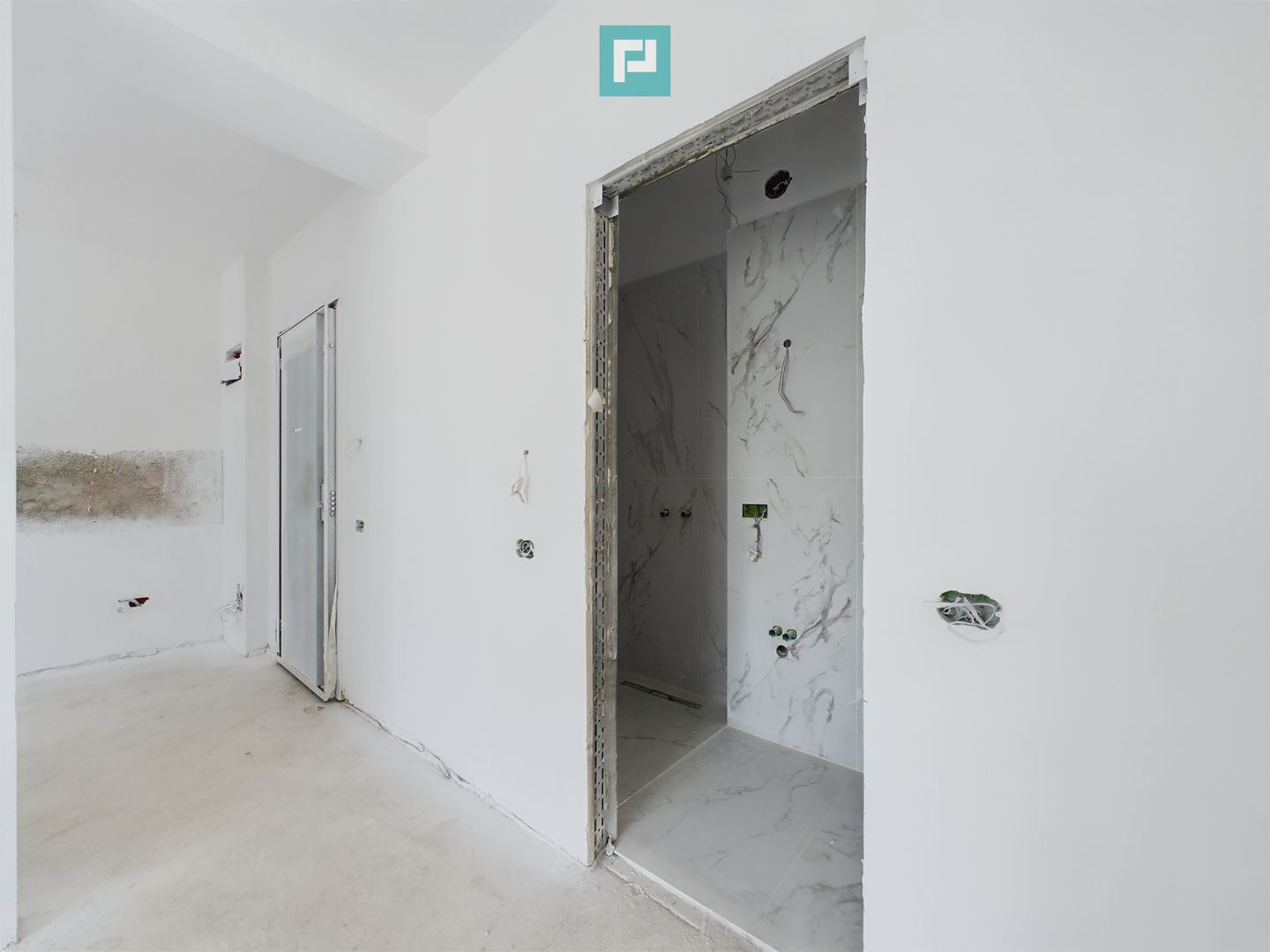 Apartament modern cu 4 camere, curte și terasă – liniște și confort ap - Poză 9