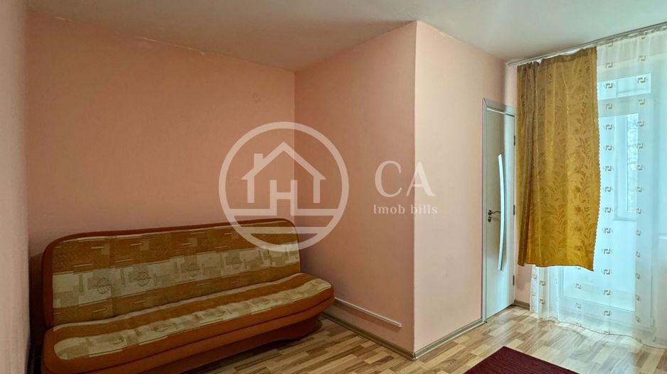 Apartament de vânzare cu 1 camera zona Rogerius, Oradea - Poză 2