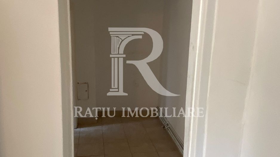 Casa cu 4 camere | Str.Louis Pasteur | Oradea - Poză 9