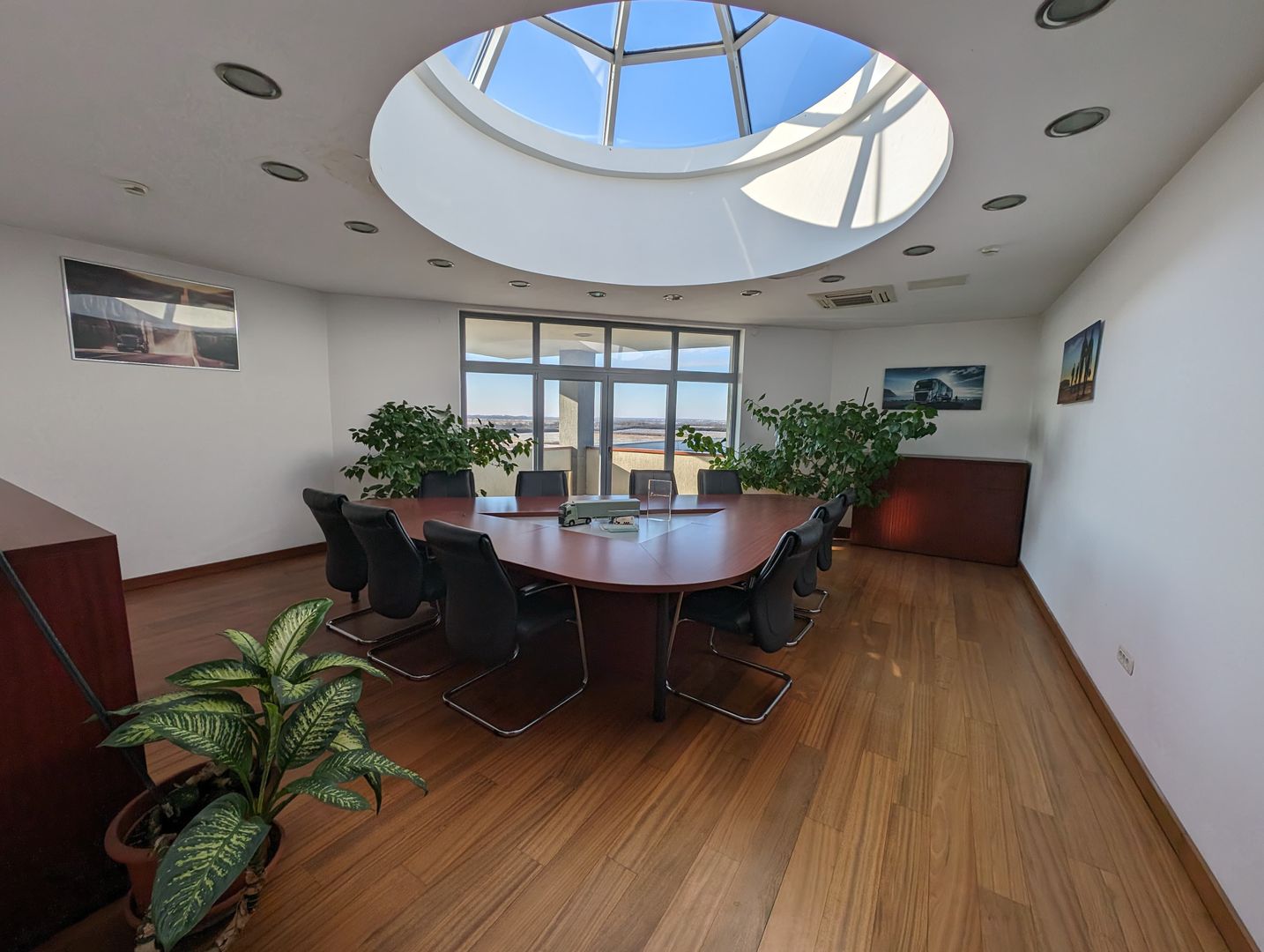 Hala cu teren generos langa acces A1 - Poză 3