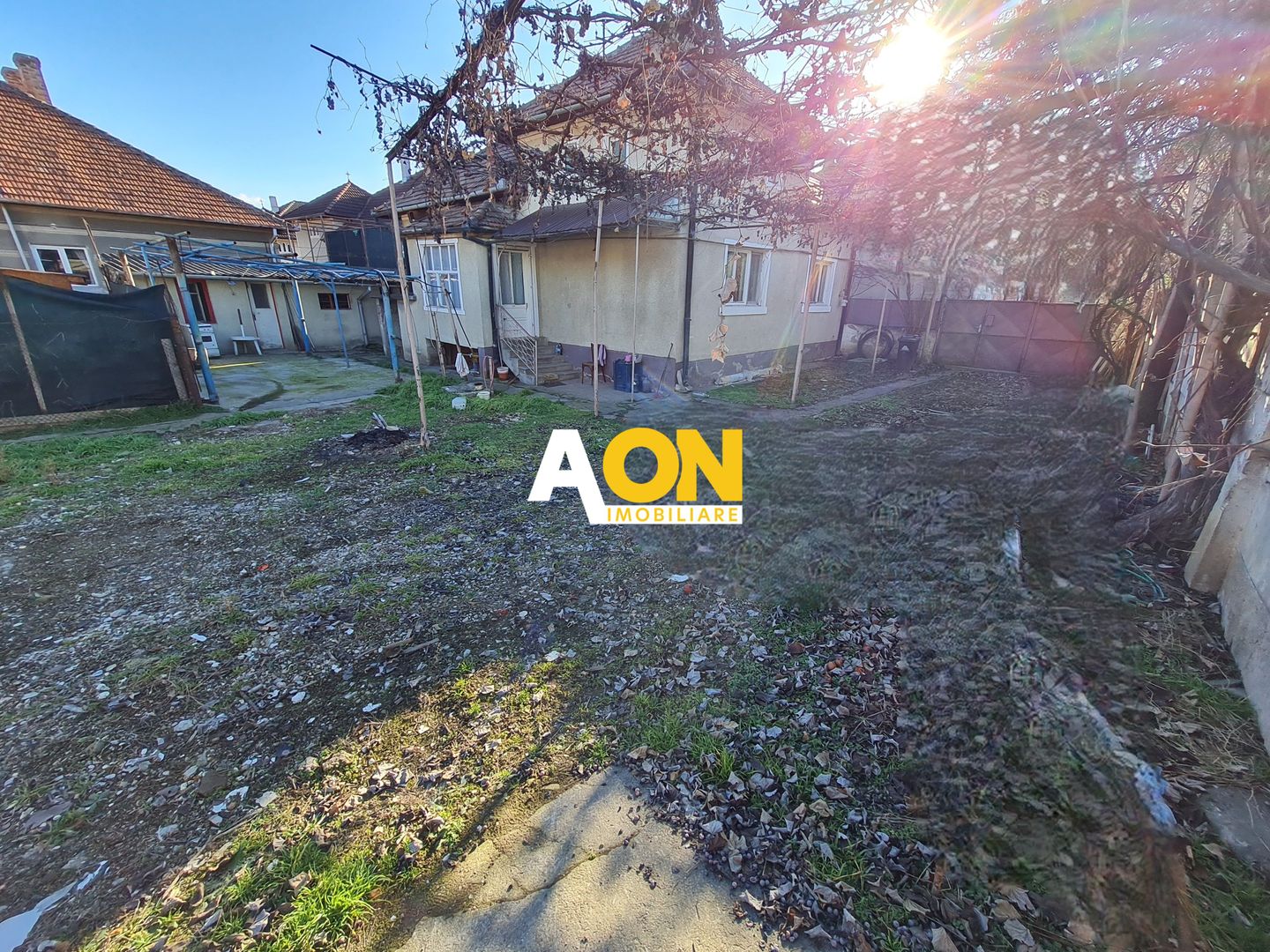 Casa 4 camere, 93 mp Construit, Teren 468 mp, Zona Cetate - Poză 2