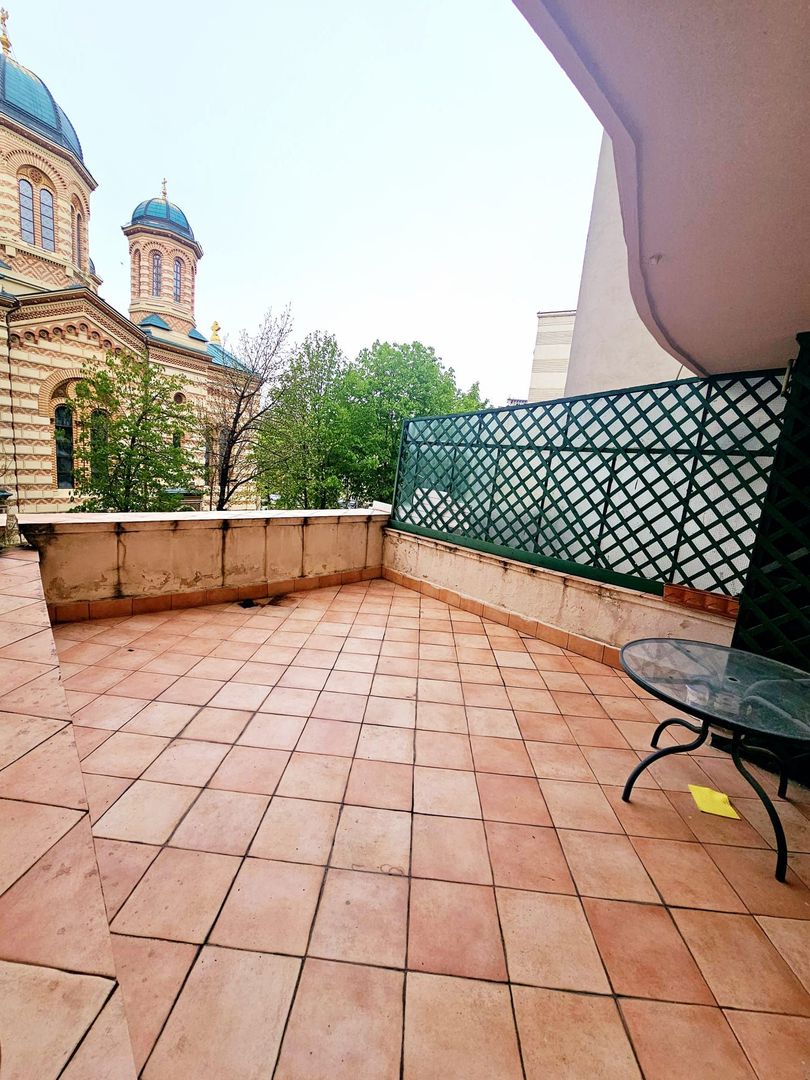 De vanzare Apartament 4 camere ULTRACENTRAL Piata Unirii, Bucuresti - Poză 1