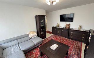 Apartament de 3 camere, garaj, 60mp, zona UltraCentrala - Poză 3