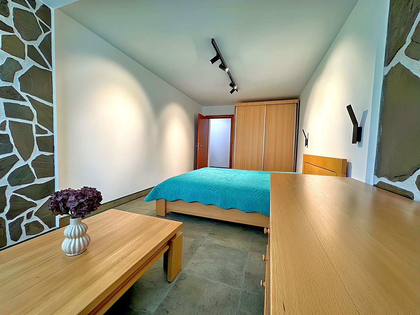 Decebal | 3 camere 97 mp utili | Centrală proprie | Etaj 2/8 - Poză 2