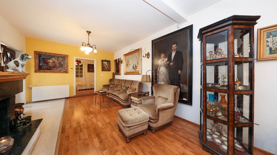 Casă deosebită de vânzare în centrul Brașovului - Poză 14