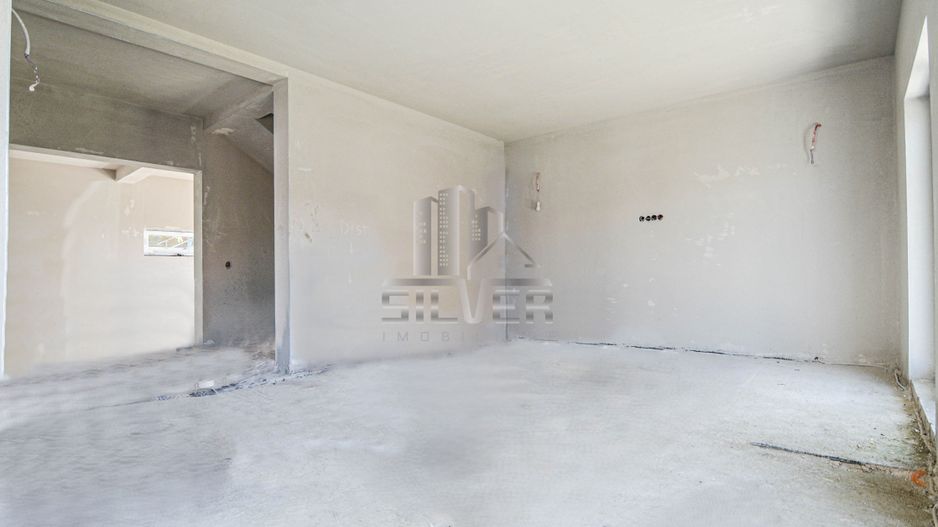 Casa individuala cu garaj si demisol, in Chinteni la 10 min de Cluj - Poză 8