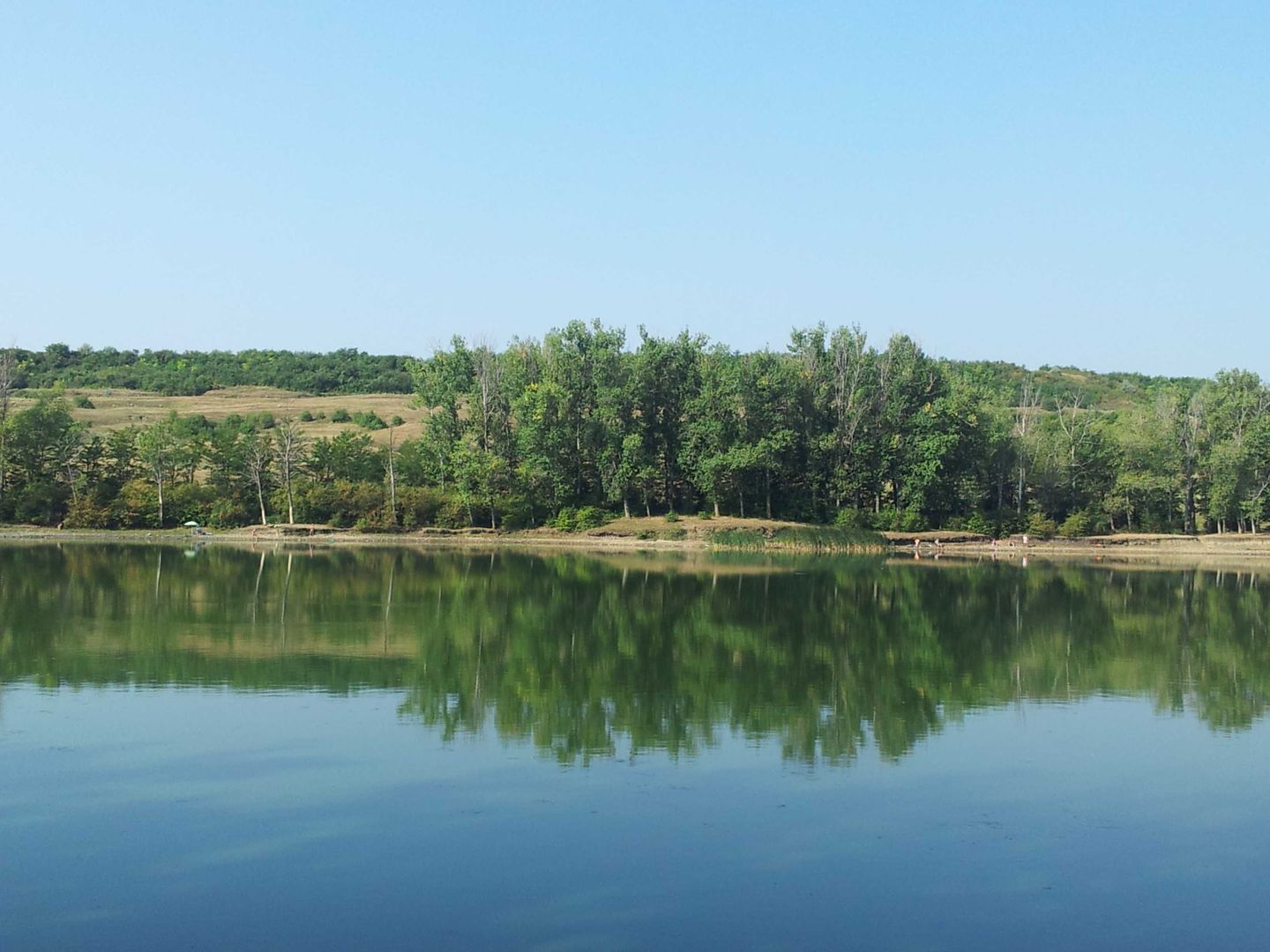 Vand/Inchiriez Casa 460mp+teren 1090mp Lac Ezareni - 1250euro/mp - Poză 7