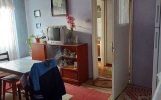 Apartament 3 cam Micro 40,et 4 - Poză 1