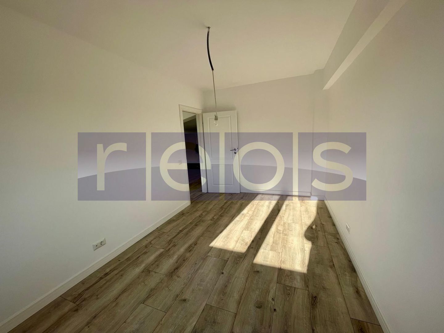 VANZARE APARTAMENT 3 CAMERE TEPES VODA CALEA CALARASILOR 87MP MANSARDA - Poză 6