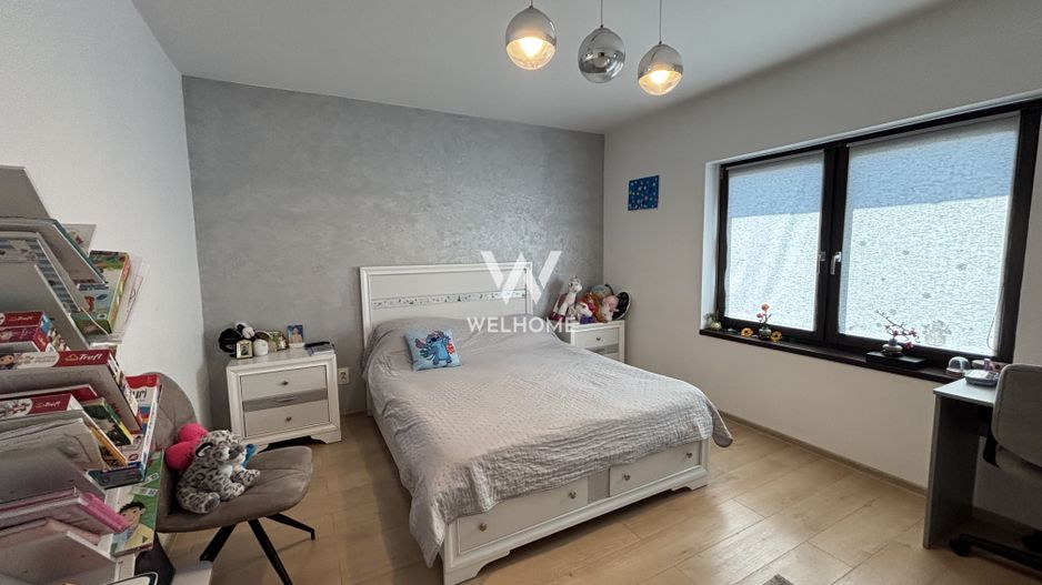 Casa generoasa LA CHEIE, curte 200 mp in Selimbar - Poză 27