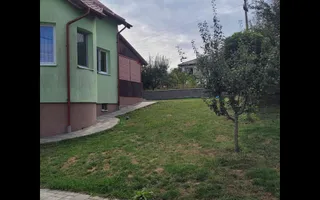 Casă Livezeni 815 mp teren, casa primitoare ,la doar 5 minute de oraș. - Poză 15