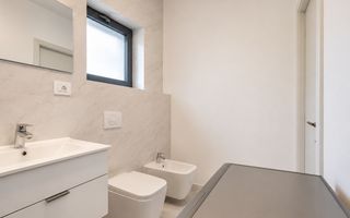 Chirie Ploiesti | 2 camere | Decomandat | Central | Bloc nou | 550€ - Poză 10