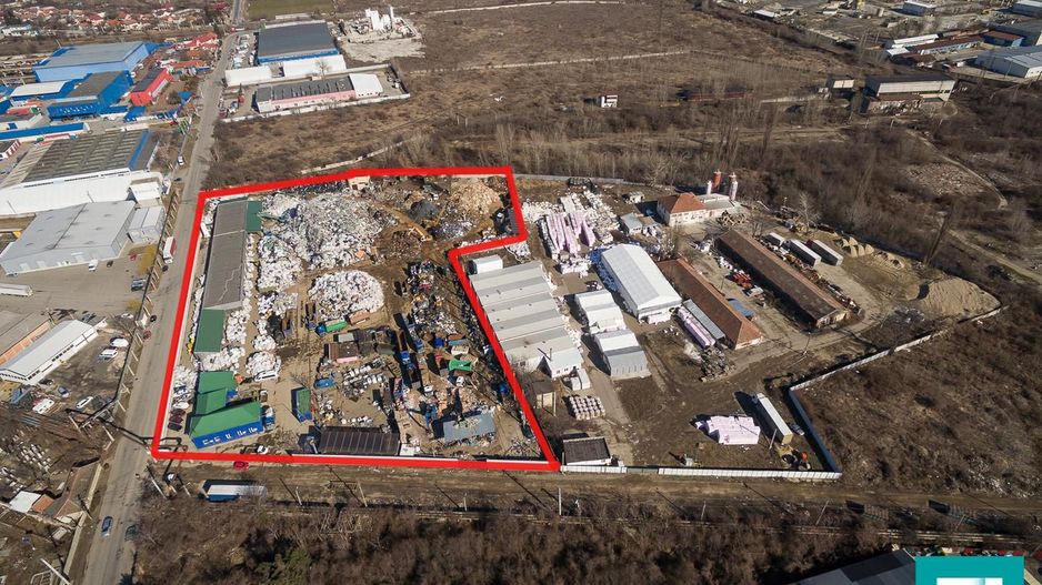 Platformă industrială cu linie CFR funcțională - Poză 2