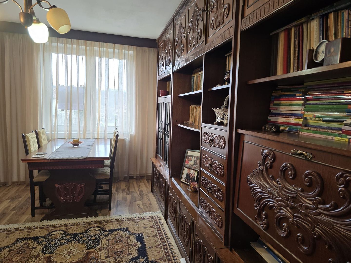 LOC. RACACIUNI,  APARTAMENT 3 CAMERE - Poză 3