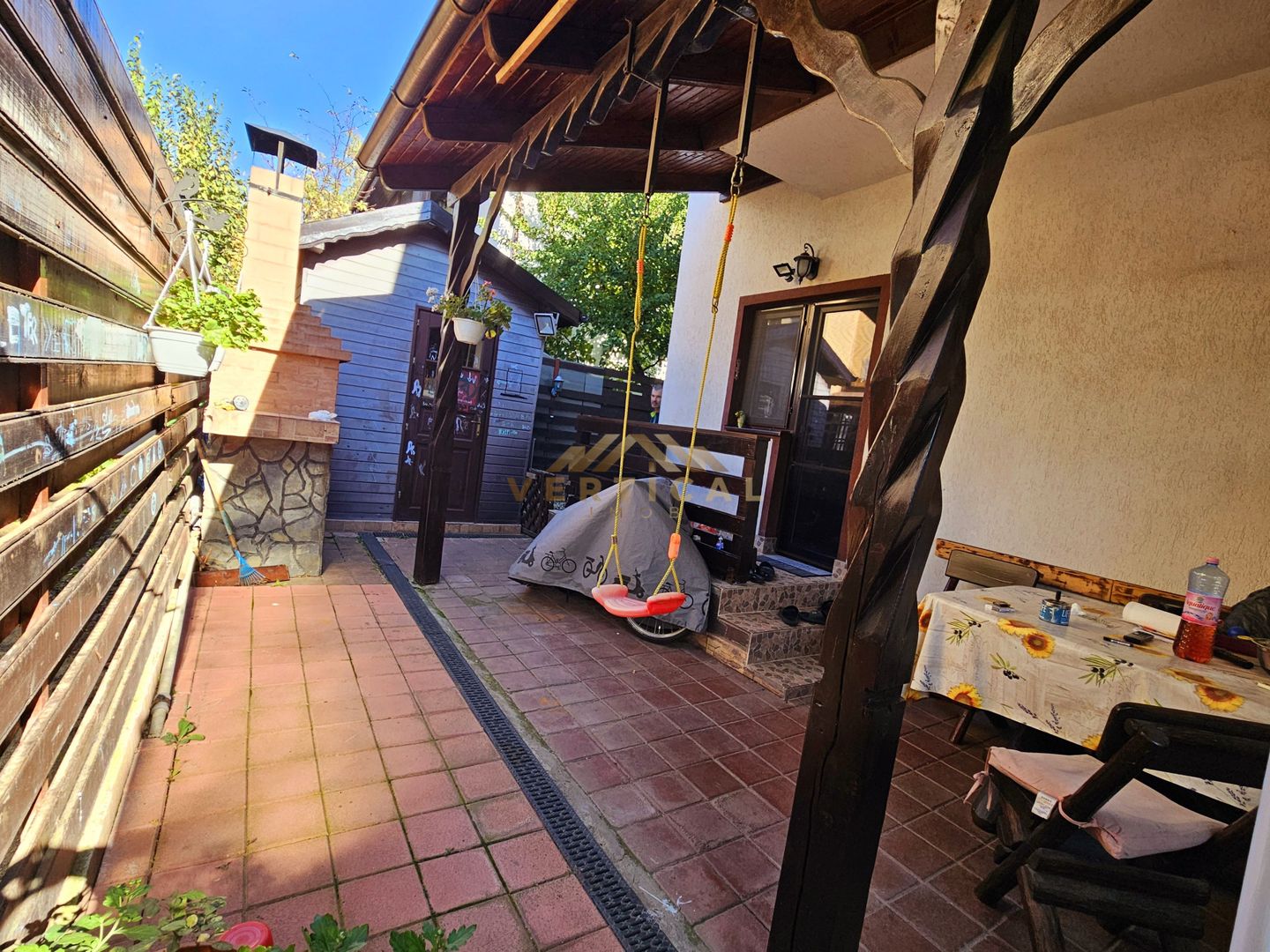 Vila complet mobilata si utilata - comuna Berceni - Poză 5