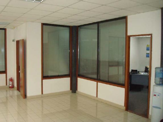 Cladire de birouri Jimbolia - Poză 2