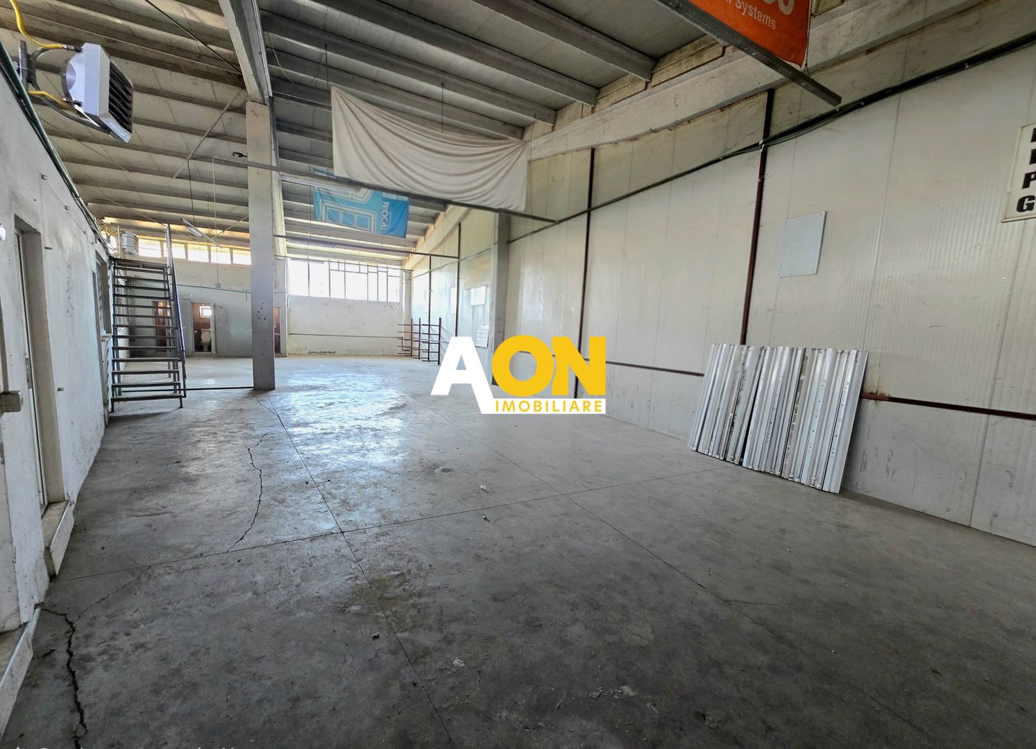 Spațiu Industrial, 280mp, Toate Utilitățile, Zona Carolina Mall - Poză 2