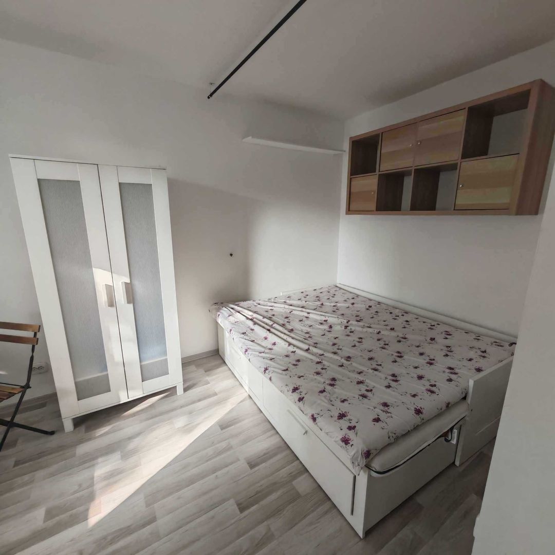 Central, Garsoniera langa metrou, renovata recent - Poză 5