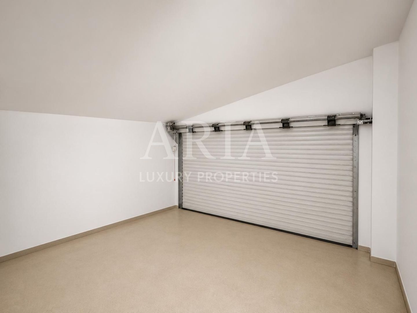 Vilă Ultra-Luxury | Lângă Pădure | Piscină Privată - Poză 37
