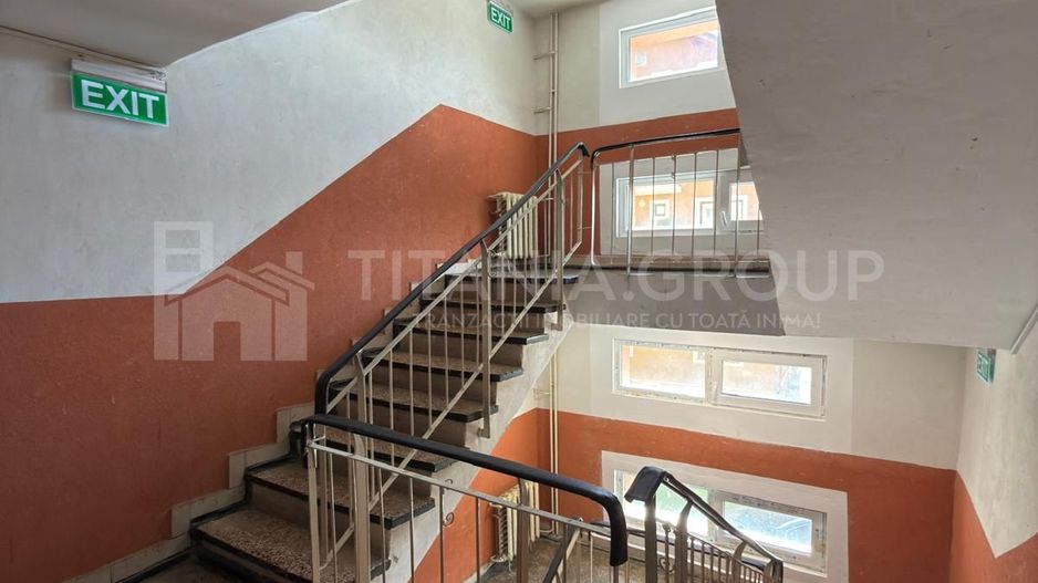 Garsonieră etaj intermediar - Electroprecizia Săcele - Poză 9