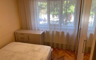 Etaj 1 . Decomandat. Zona Lipovei - Poză 7