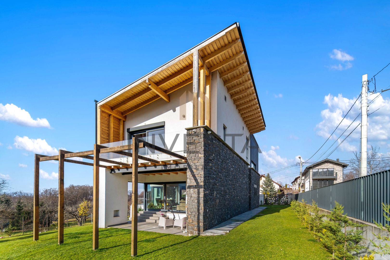 Vila de lux cu panorama spre natura! - Poză 24