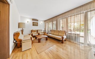 Vila ideala pentru locuinta, clinica sau birouri! - Poză 6