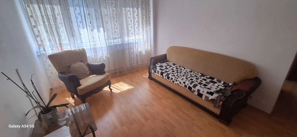 APARTAMENT LUMINOS SI SPATIOS METROU IANCULUI COMISION 0 - Poză 2