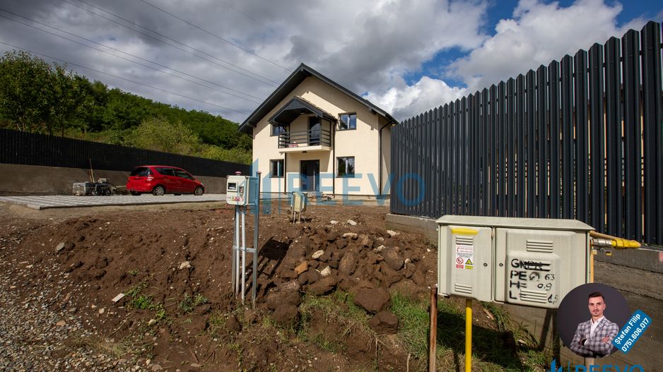 Casă/Vilă nouă P+M, Hemeiuș, Bacău - Poză 30