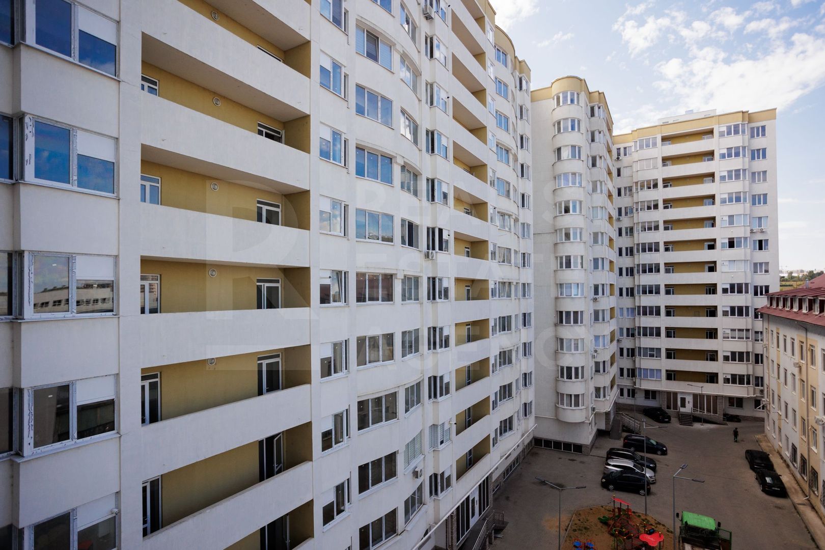 Vânzare, apartament, 3 camere, strada Băcioii Noi, Botanica - Poză 3